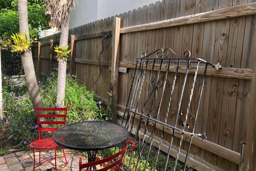 Independent Studio In Little Havana Маями Екстериор снимка