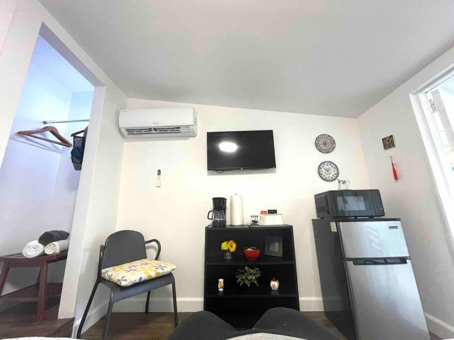 Independent Studio In Little Havana Маями Екстериор снимка